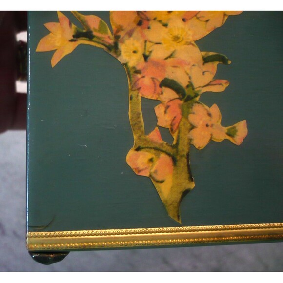 Vtg Handmade Cottagecore Wooden Purse Decoupage Whimsical Makeup Trinket Box - Picture 8 of 16